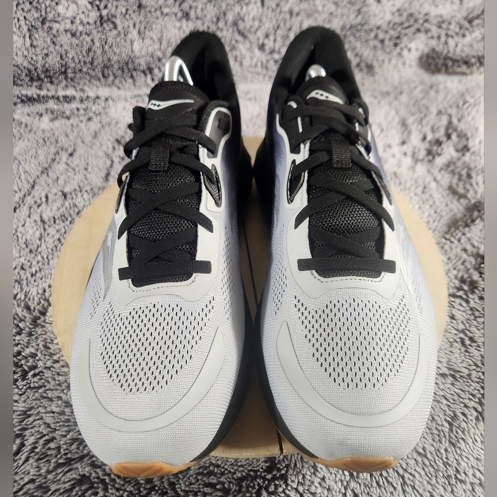 Saucony Tide 2 'Cloud Black' Running Shoes Men's Size 11 - Picture 3 of 9